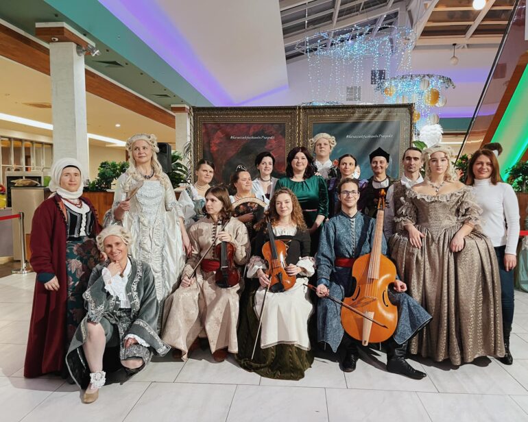 Письменниця Ганна Гороженко презентувала в Києві проект про українське бароко «Історія зі смаком»