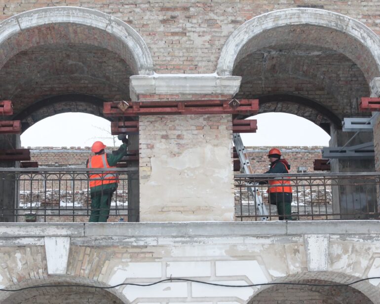 Реставраційні роботи в Гостиному дворі у Києві орієнтовно розпочнуть наприкінці весни