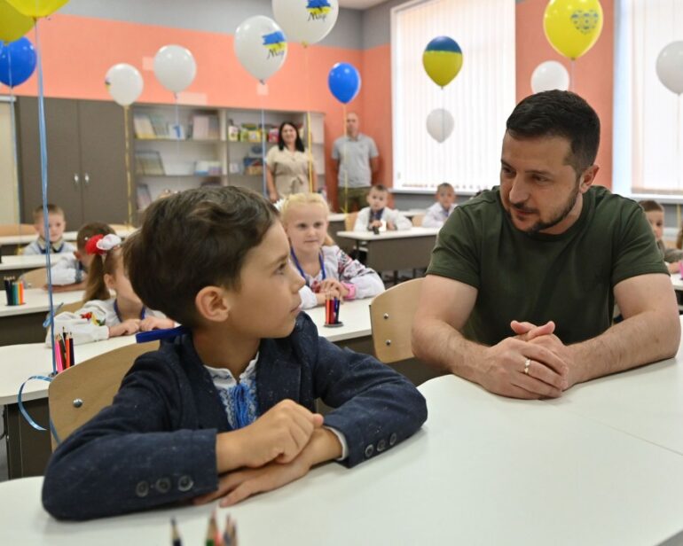 Volodymyr Zelenskyy visited a school in Irpin that was restored after hostilities