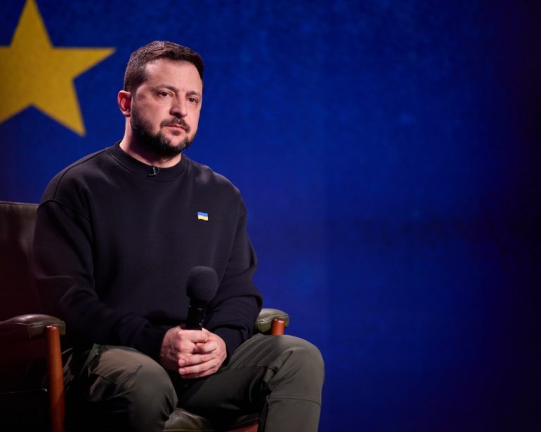 Підсумки 2023 від Зеленського: мобілізація, кінець війни та конфлікт із Залужним