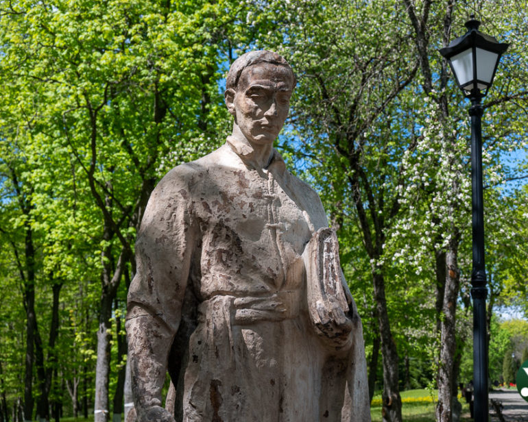 Укрпошта передала 1 млн гривень на відновлення музею Сковороди