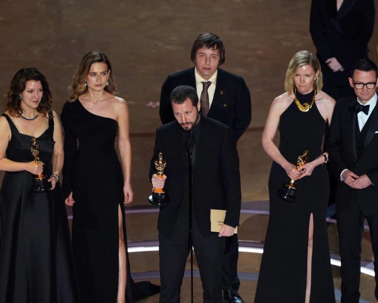 «20 днів у Маріуполі»: Україна вперше в історії отримала «Оскар» (відео)